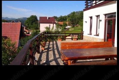 Casă cu 6 camere în Moieciu - 10