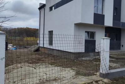 Casă cu 4 camere în Petrești - 3