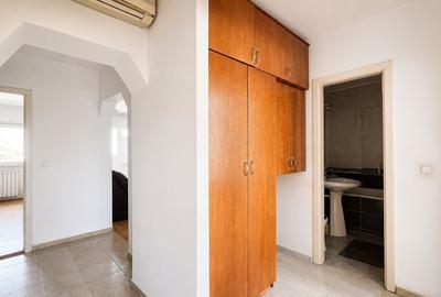 Apartament cu 4 camere decomandat în Complex Studențesc - 3