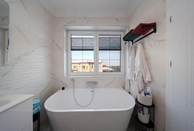 Casă ideală pentru familie în Brașov, Bunloc – spațioasă, luminoasă, priveliște - 42