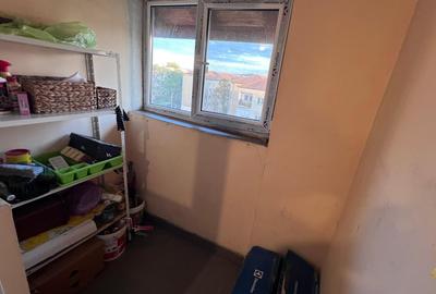 Apartament cu o camera de vanzare in zona Nufarul - Oradea - 9