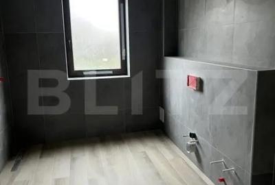 Casă cu 7 camere cu Teren 984 Mp în Central - 5