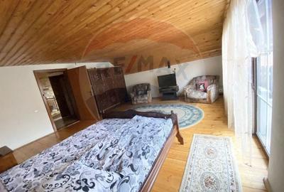 Casă individuală cu 7 camere cu Teren 167 Mp în Sibiel - 8