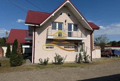 Casa de vanzare in Bacau Saucesti spatioasă cu etaj separat - 30