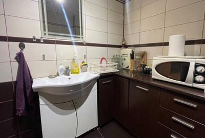 Tomis I, vila P+1 cu 4 camere, 2 balcoane, curte, loc de parcare - 19