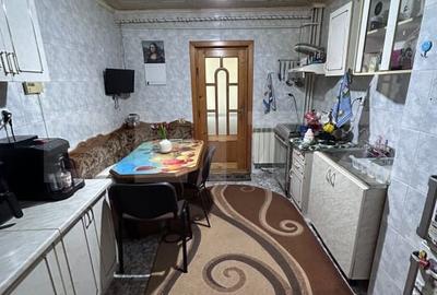Apartament cu 3 camere, 60 mp, decomandat, zona Obcini - 4