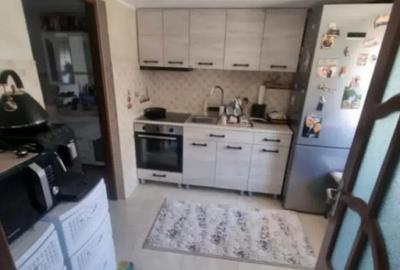 Casă cu 5 camere cu Teren 3100 Mp în Măneuți - 17