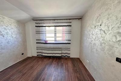 Apartament Cu 2 camere Decomandate Zona Burdujeni - 2