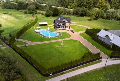 Casă cu 4 camere în Putna - 2