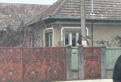 Casă cu Teren 1000 Mp în Răscruci - 1