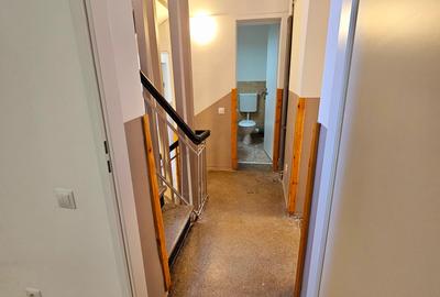 Casă individuală cu 20 camere cu Canalizare în Central - 29