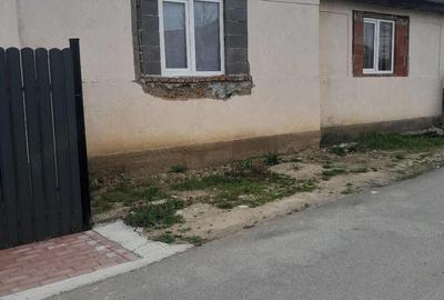 Casă cu 3 camere cu Teren 22 Mp în Craiva - 5