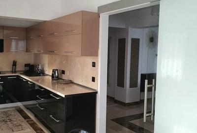 Apartament cu 3 camere decomandat în Central - 6