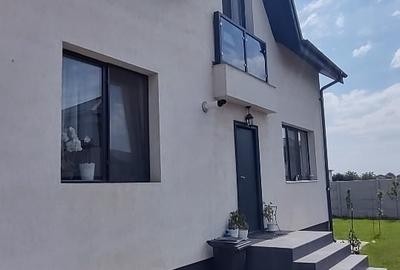 Casă individuală cu 4 camere cu Canalizare în Dragomirești-Deal - 12