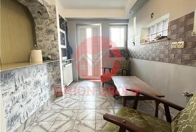 Casă cu Teren 290 Mp în Palas