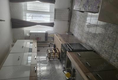 Apartament de inchiriat 3 camere, 2 bai - 4
