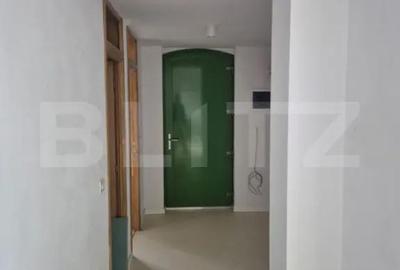 Casă cu 3 camere cu Teren 450 Mp în Central - 9