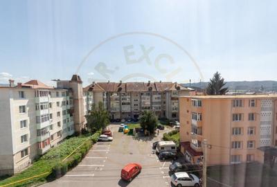 Apartament cu 3 camere decomandat, mobilat în Central - 4