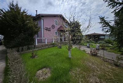 Casă cu 5 camere în Nuci - 8