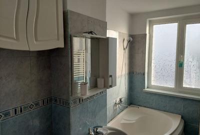 Cornișa, 2 camere, decomandat, direct proprietar - 9