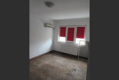 Apartament 3 camere Vest - 1