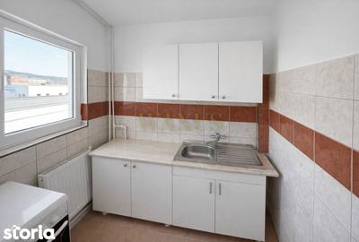Garsonieră decomandată în Între Lacuri - 3