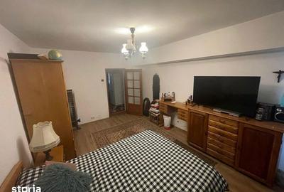 Apartament cu 3 camere decomandat în Central - 2