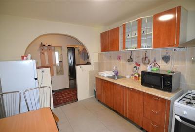 Apartament cu 3 camere decomandat în Județean - 32