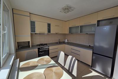 Casă cu 4 camere în Exterior Vest - 1