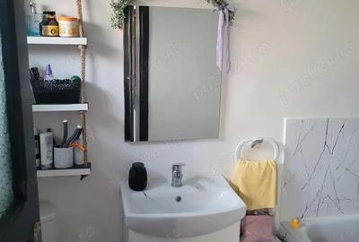 Vanzare Casa caramida, suprafata este de 200.mp., mobilata si utilata str. Grivitei - Pictor T Aman - 16