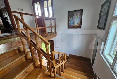 Casă cu 4 camere cu Teren 2432 Mp în Central - 10