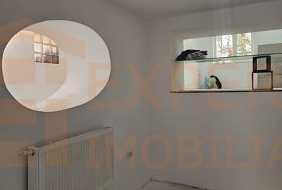 Casa situata in zona Tomis I - Trocadero, Constanta - 8