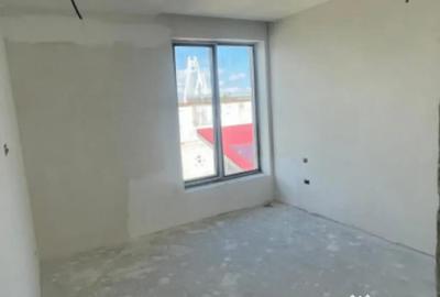 Casă cu 5 camere cu Teren 394 Mp în Agigea - 10