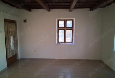 Casă cu Teren 1700 Mp în Săbed - 5