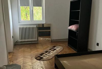 Apartament 2 camere Traian etaj 1 - 1