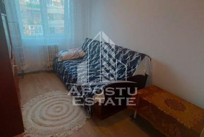 Apartament cu 4 camere semidecomandat, mobilat în Dacia - 4