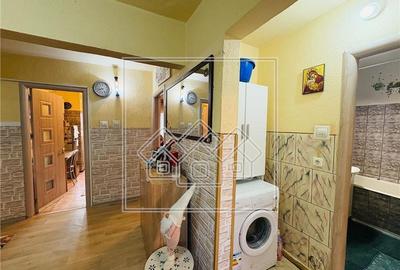 Apartament cu 3 camere decomandat în Calea Poplăcii - 7