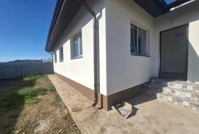 Casă individuală cu 4 camere cu Canalizare în Clinceni - 4