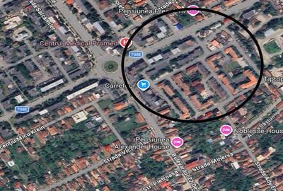 Spațiu comercial, de 1,000 mp, în Central