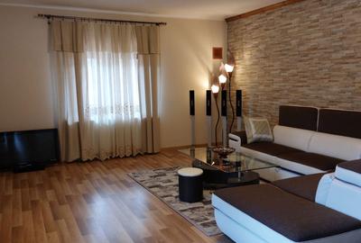 Casă cu 4 camere în Central - 8