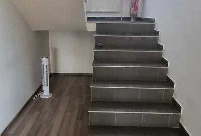 Casa cu etaj la intrare in Curtesti - 6
