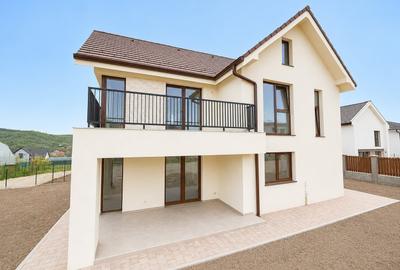 Casă individuală cu 4 camere cu Teren 538 Mp în Chinteni - 3