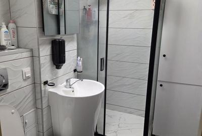 Apartament cu 3 camere decomandat în Central - 2