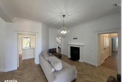 Casă cu 6 camere cu Teren 1500 Mp în Central - 8
