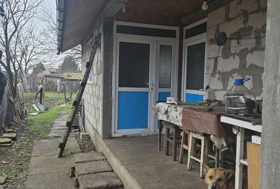 Casă cu 5 camere cu Teren 1964 Mp în Vâlcelele - 1