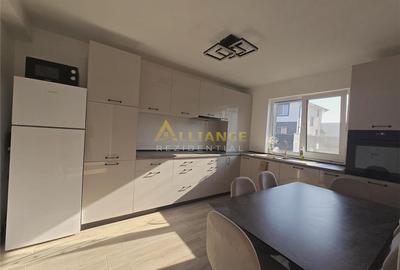 Casă cu 4 camere cu Teren 280 Mp în Berceni - 3