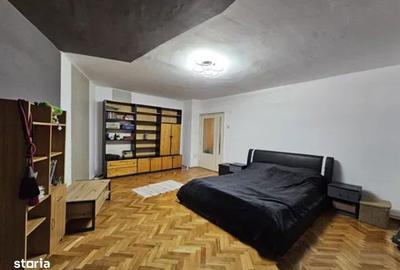 Garsonieră în 1 Mai - 2