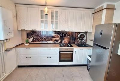 Apartament cu 2 camere decomandat în Mazepa 2