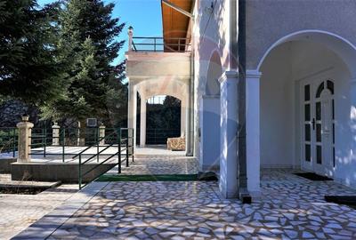 Casa / Vila cu 7 camere de vanzare in zona Bucurestii Noi - 14