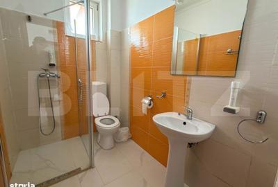 Spațiu comercial, de 1,030 mp, în Sânmartin